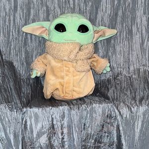 Star Wars Yoda plush toy
